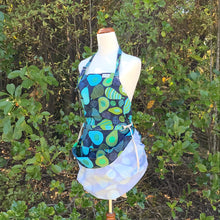 Load image into Gallery viewer, Flouncy Convertible Harvest Apron - "Women's fit"