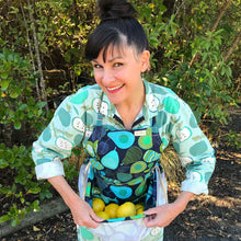 Load image into Gallery viewer, Flouncy Convertible Harvest Apron - "Women's fit"