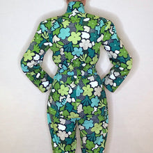 Load image into Gallery viewer, Greenie - Flouncy Overalls
